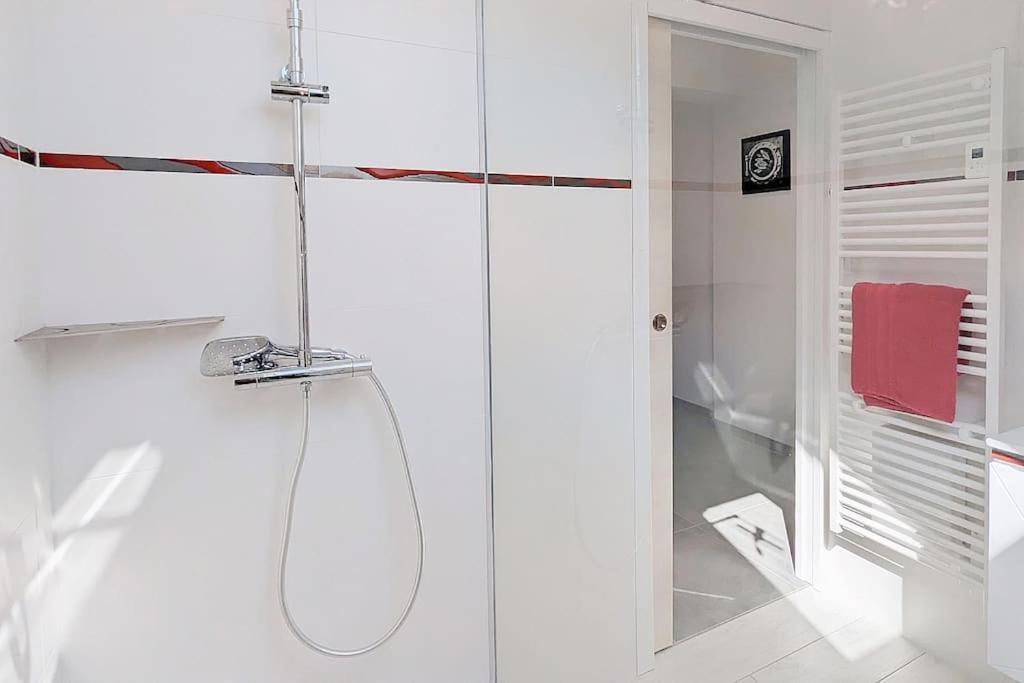 Appartement Pour 3 Personnes Sur La Plage Les Pieds Dans Leau Plonévez-Porzay Exteriör bild